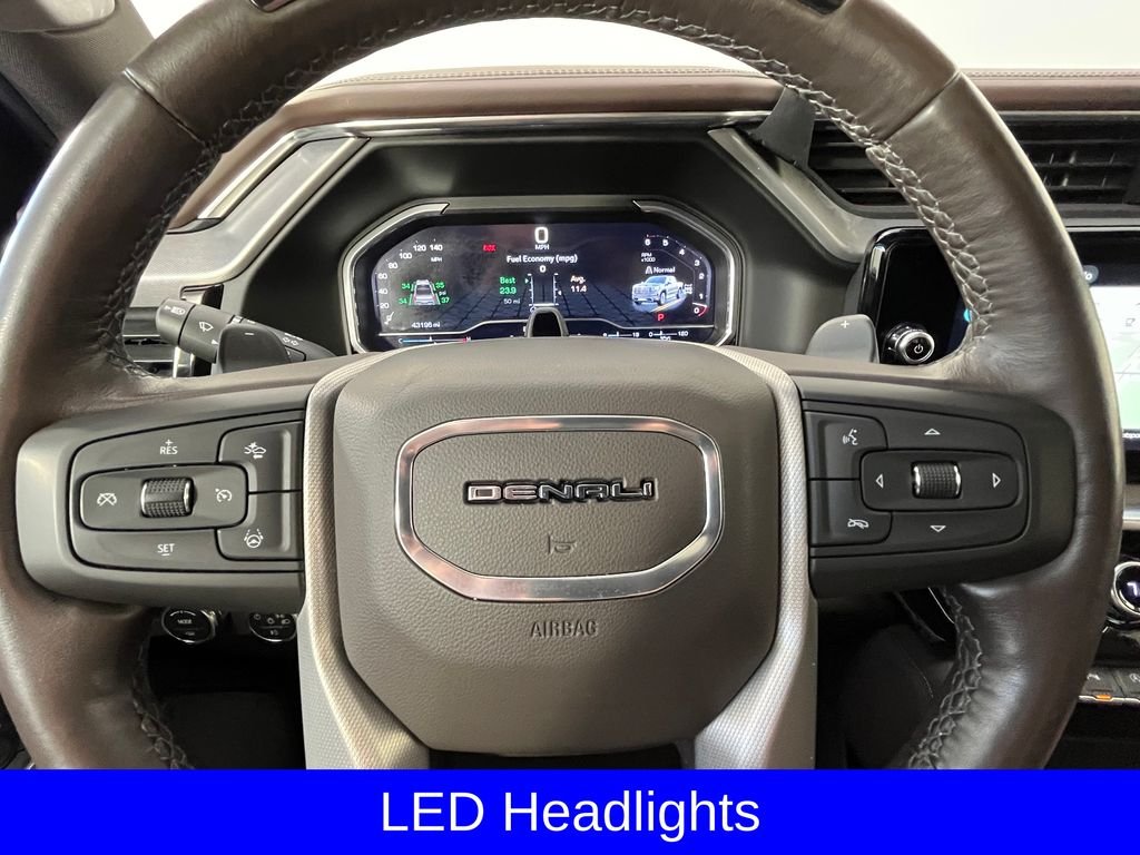 Used 2023 White GMC Denali image 10