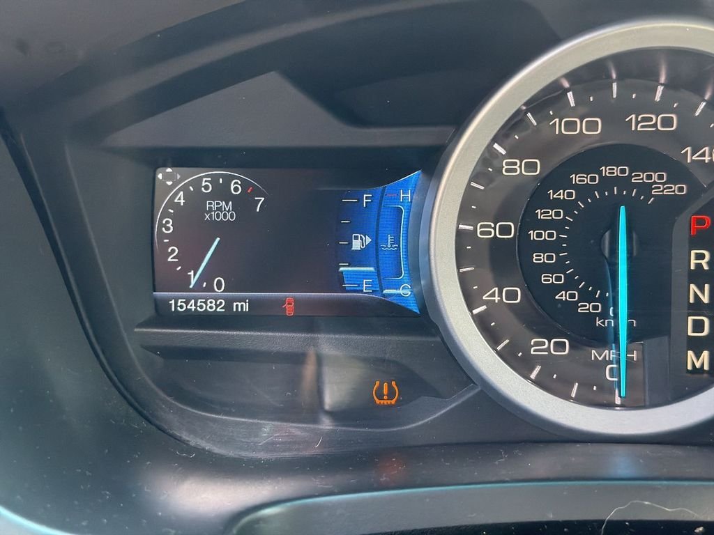 Used 2015 Silver Ford Limited image 12