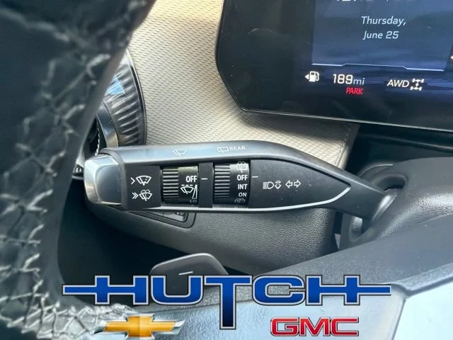 Used 2025 Mosaic Black Metallic Chevrolet LT image 30