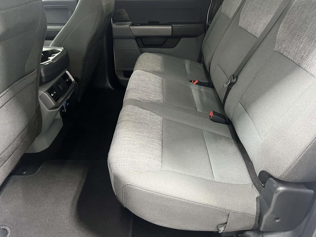 Used 2022 Oxford White Ford XLT Super Crew  4x4 5.0L 1 Owner 302A image 12