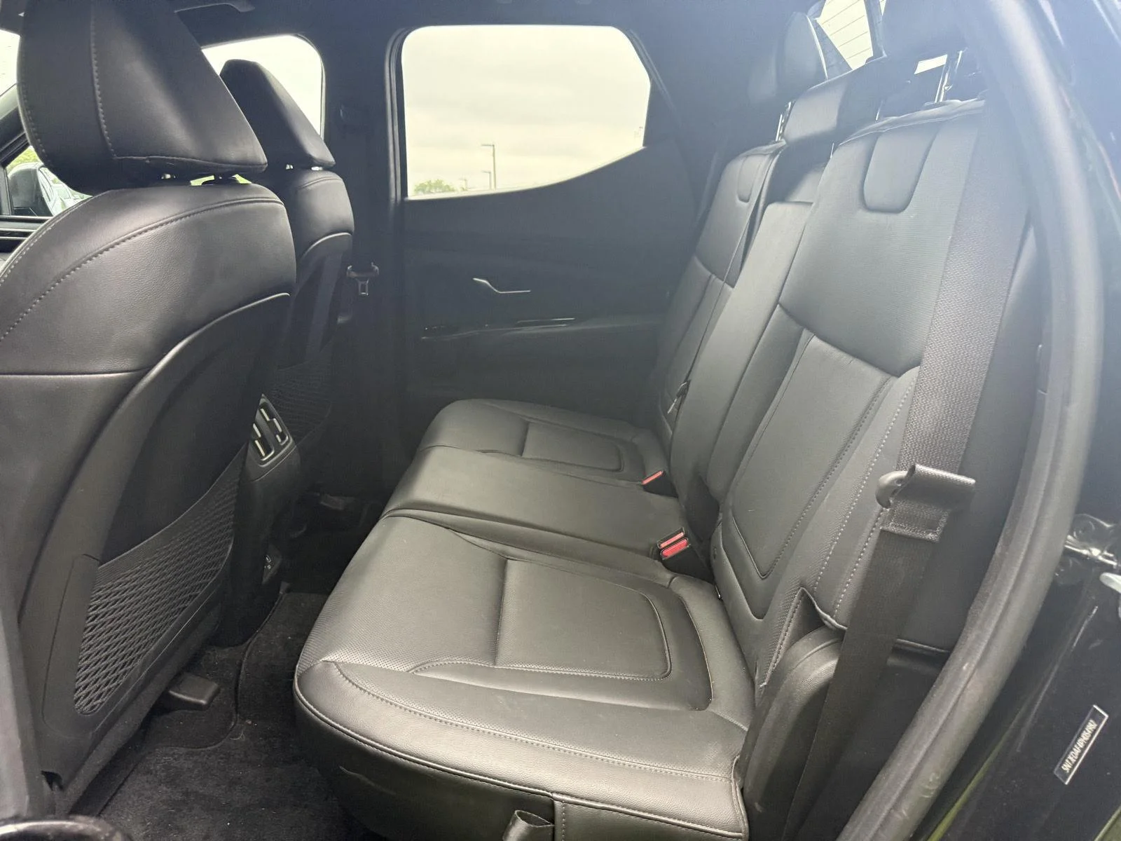 Used 2023 Phantom Black Hyundai Limited image 8