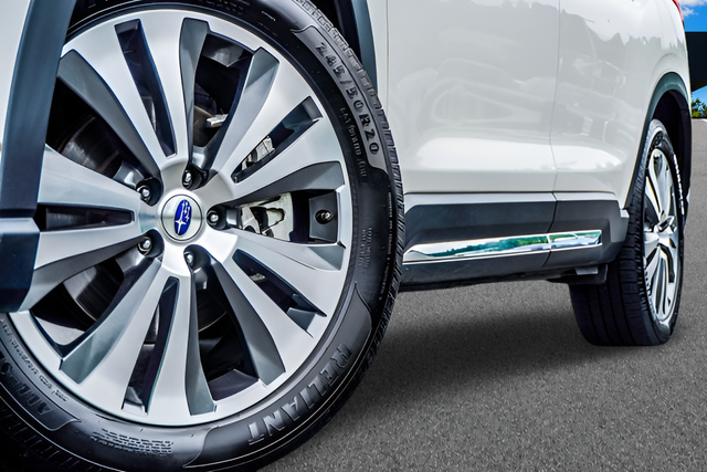 Used 2019 White Subaru Limited image 42