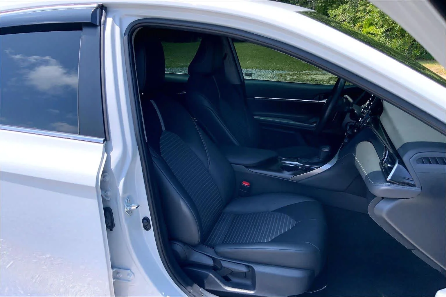 Used 2024 Ice Edge Toyota SE image 9