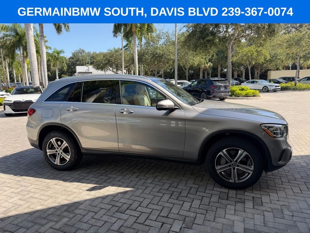 Used 2022 Mojave Silver Metallic Mercedes-Benz GLC 300 image 7