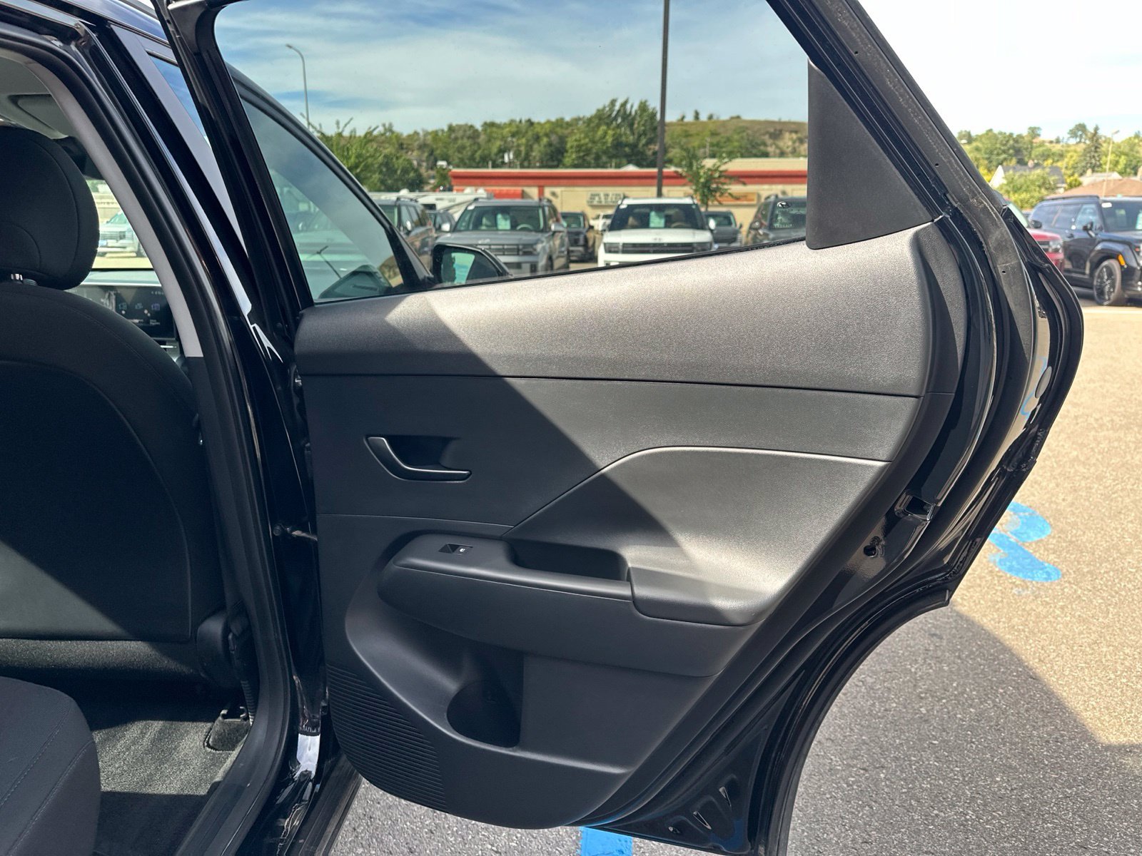 Certified Used 2025 Black Hyundai SEL image 30
