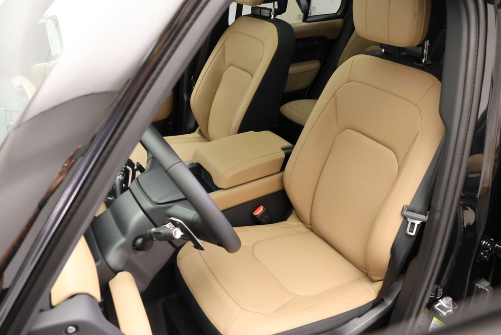 2026 Land Rover Defender V8 - Photo 30