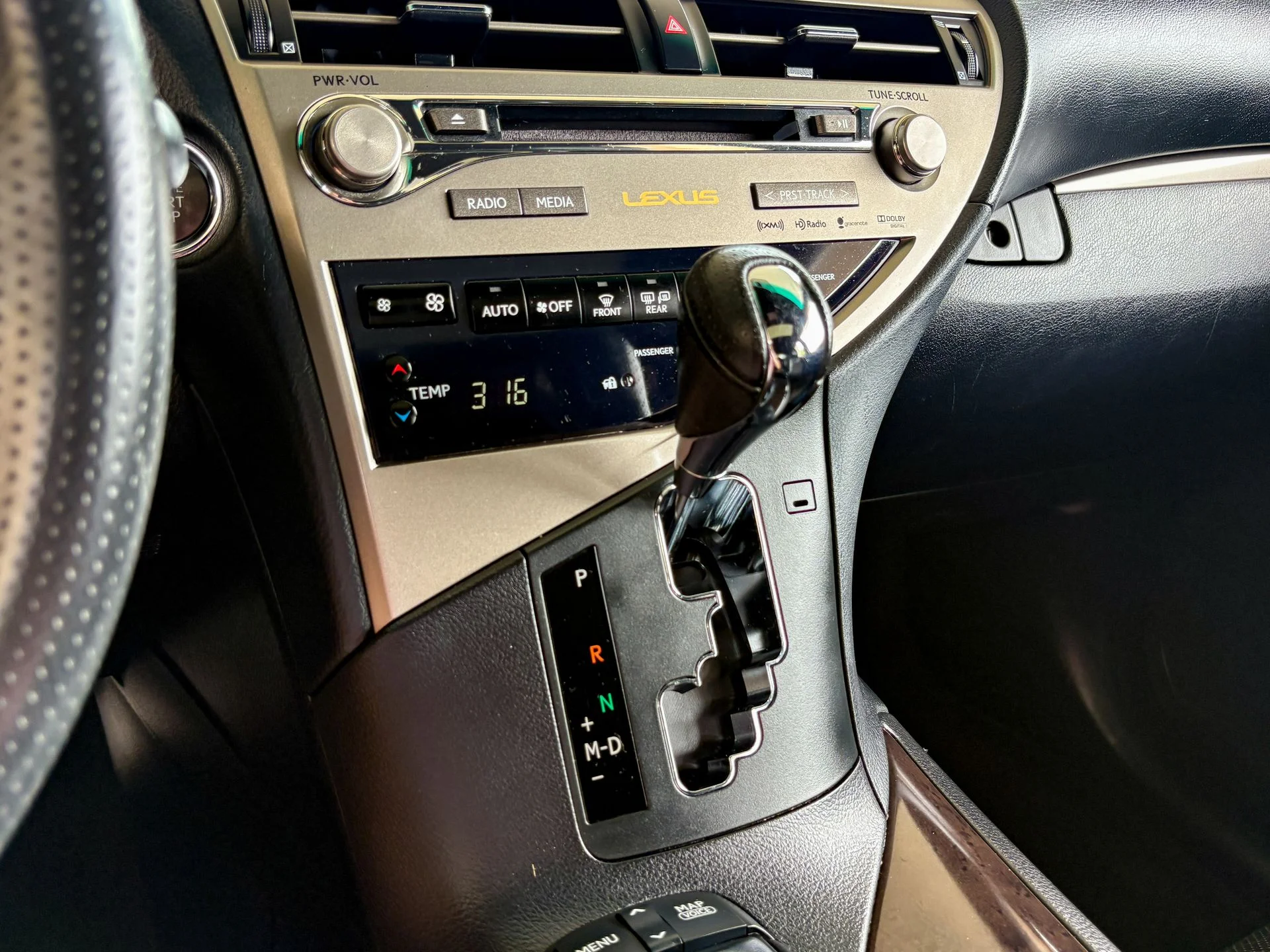 Used 2013 Red Lexus 350 F Sport image 25