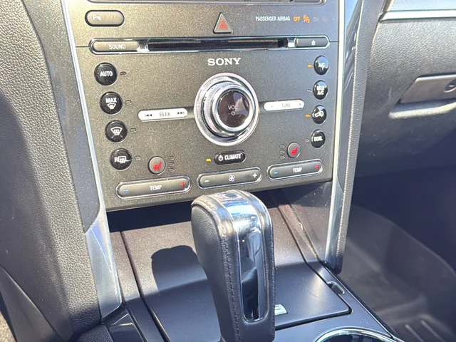 Used 2018 Silver Ford Sport image 21