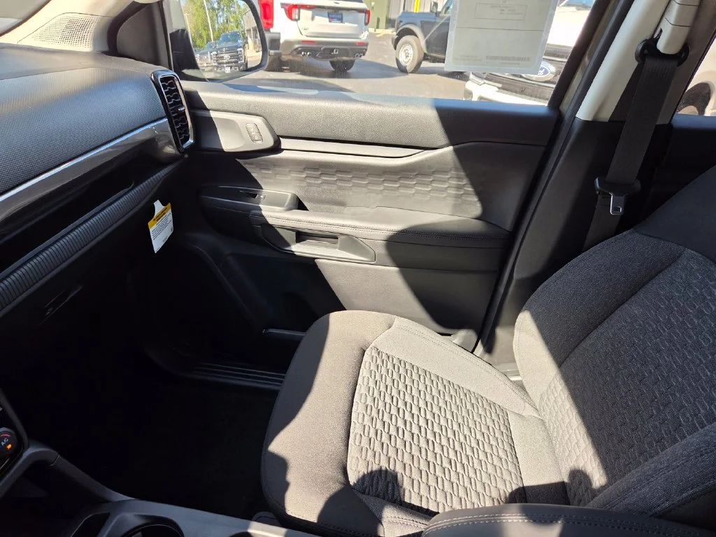New 2026 Marsh Gray Ford XLT image 8