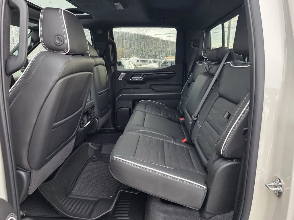 2026 GMC Sierra 1500 AT4X - Photo 27