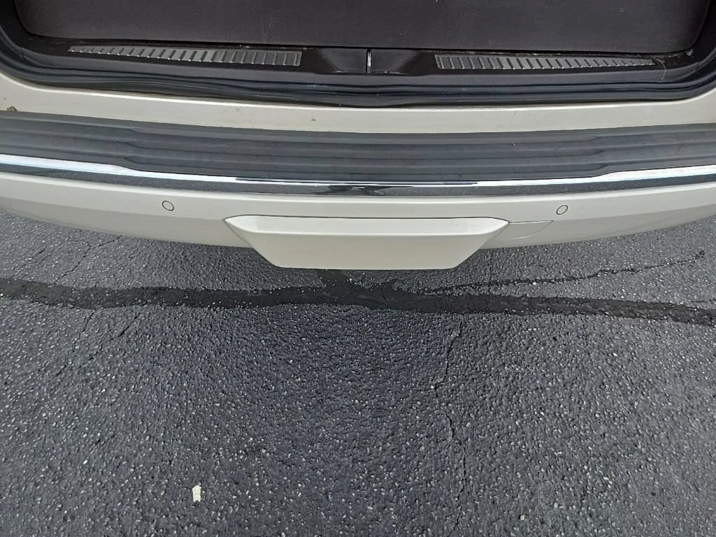Used 2015 WHITE DIAMOND TRICOAT GMC Denali image 16
