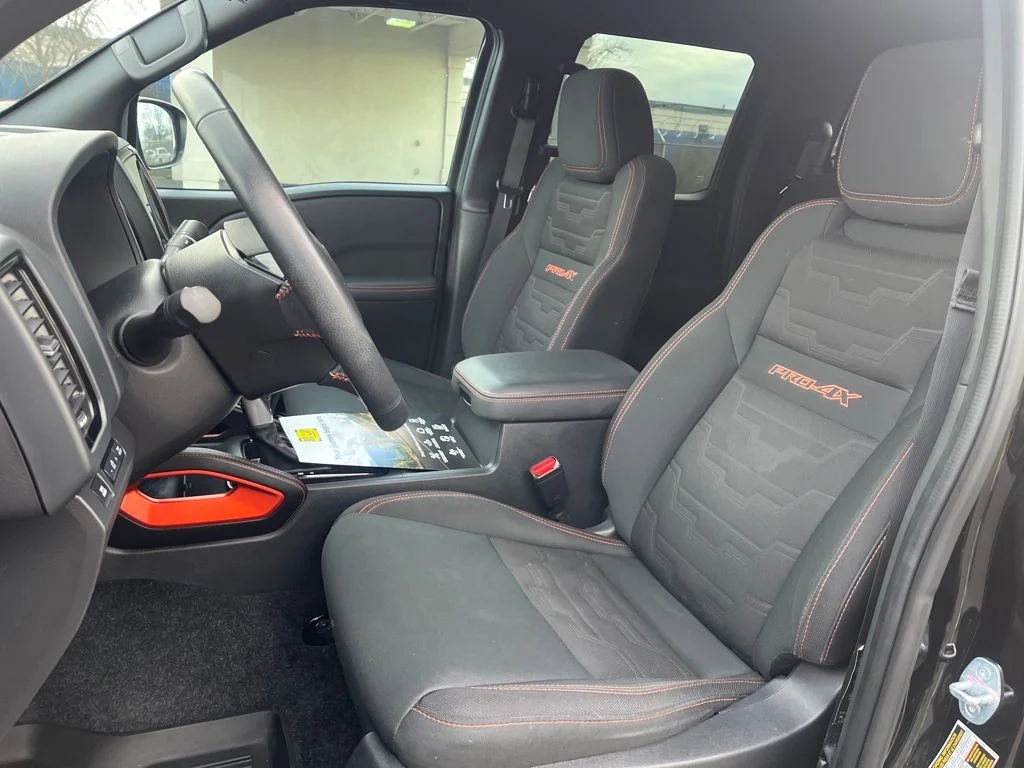 2022 Nissan Frontier PRO-4X - Photo 10