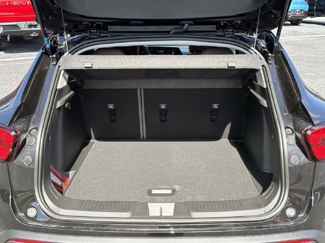 New 2026 Mosaic Black Metallic Chevrolet ACTIV image 11