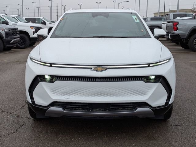 New 2026 Summit White Chevrolet LT image 9