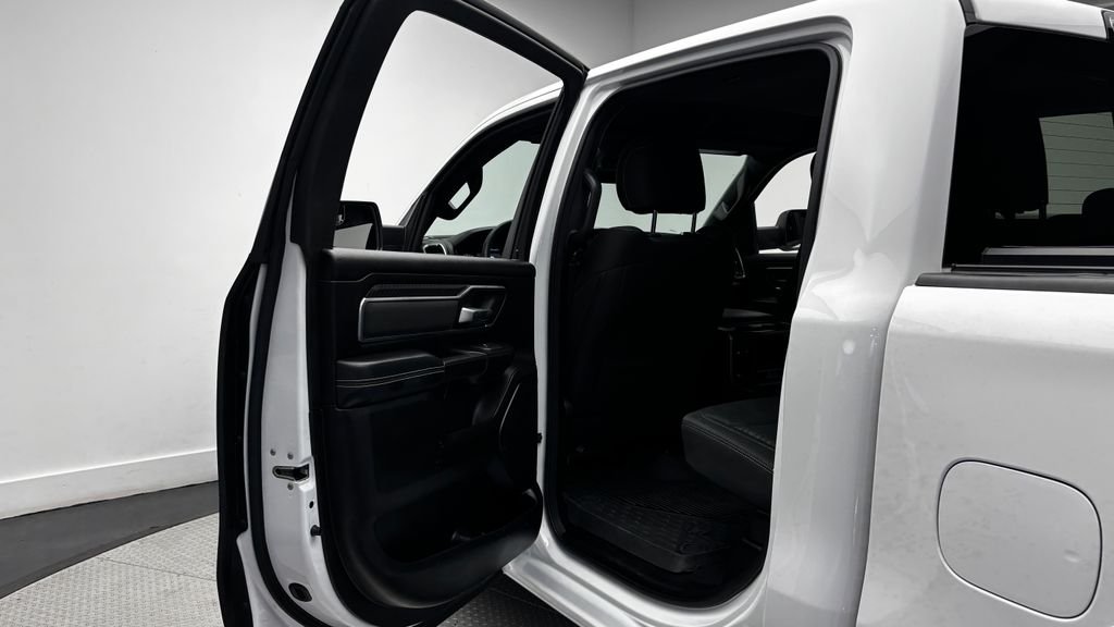 Used 2025 White Ram Big Horn/Lone Star image 36