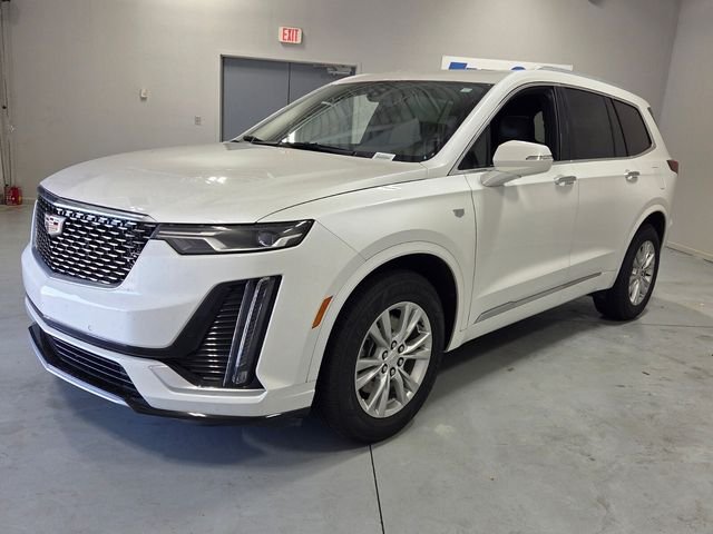 Used 2023 White Cadillac Luxury image 3