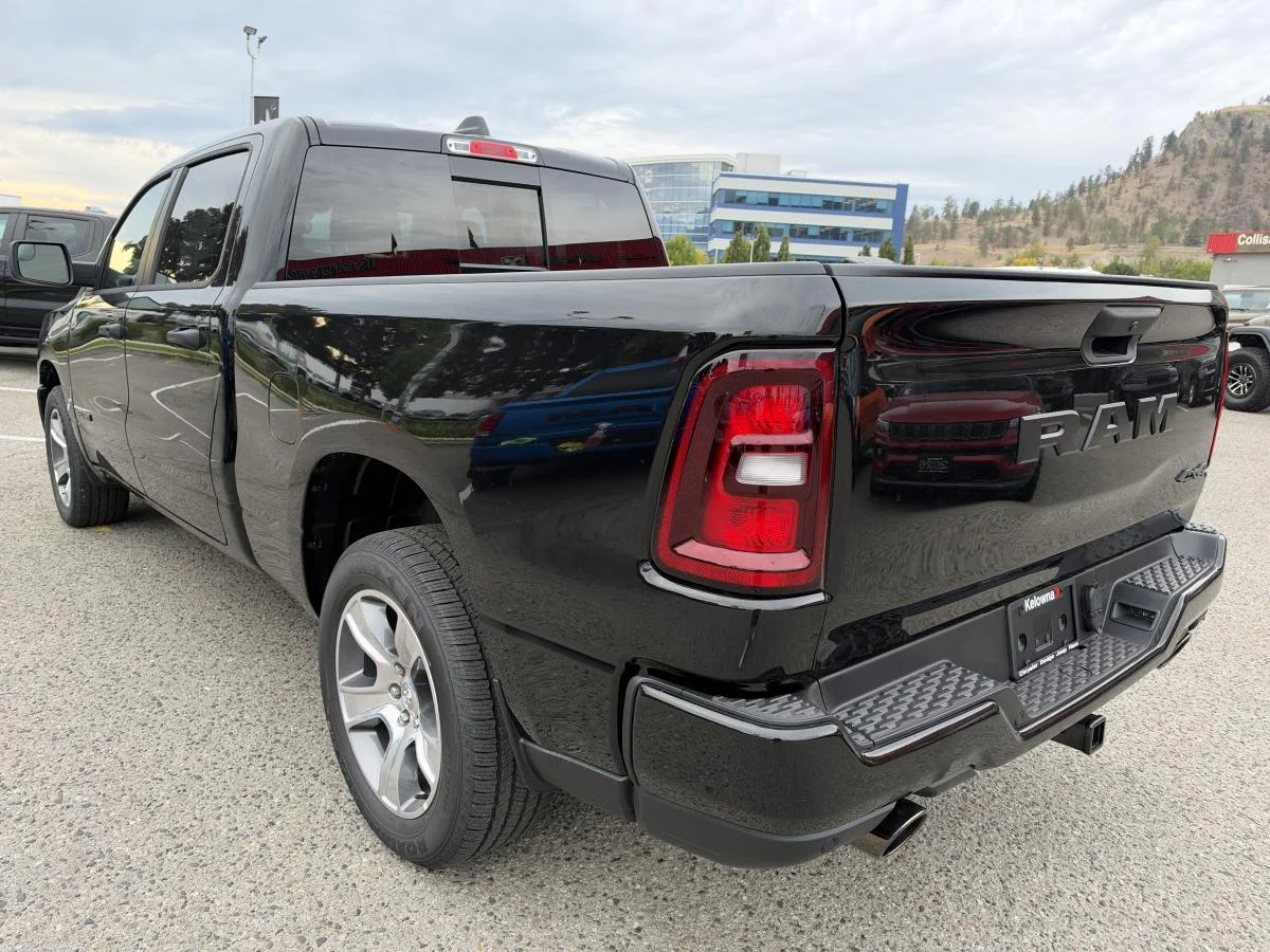 New 2027 Black RAM Express image 4