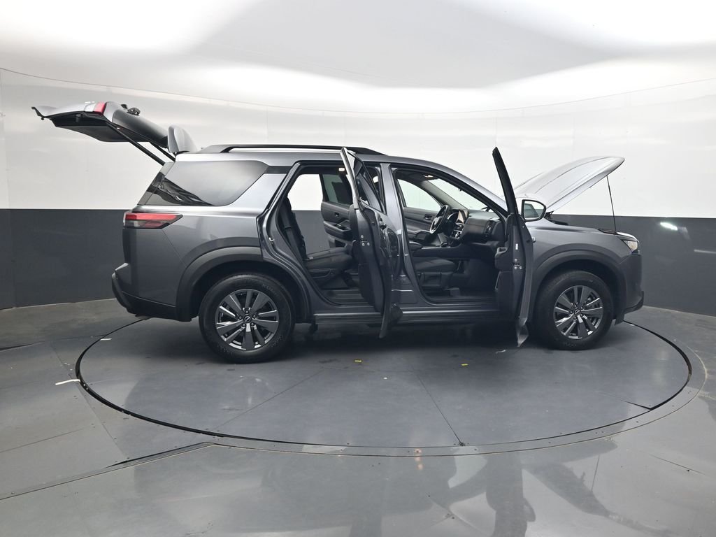 Used 2025 Gray Nissan SV image 49