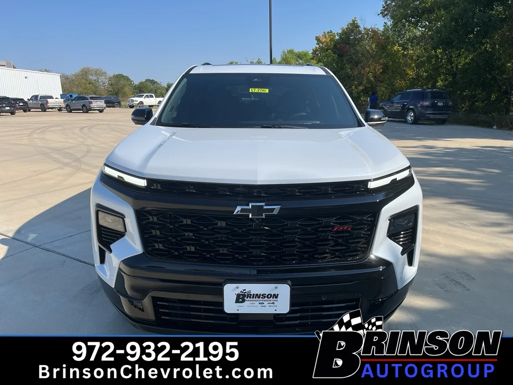 New 2027 Polar White Tricoat Chevrolet RS image 2