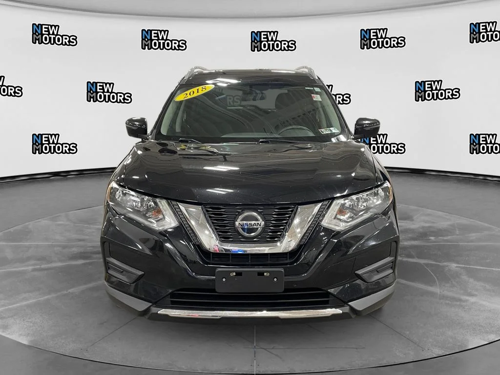 Used 2018 Magnetic Black Nissan SV image 8