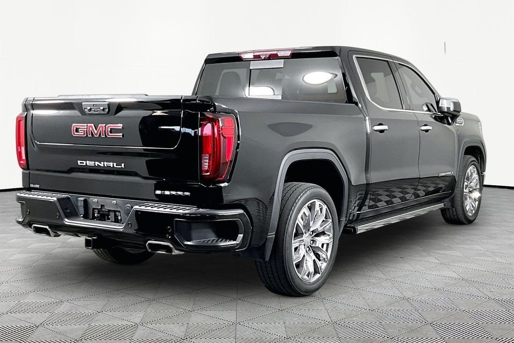 Used 2024 Black GMC Denali image 5
