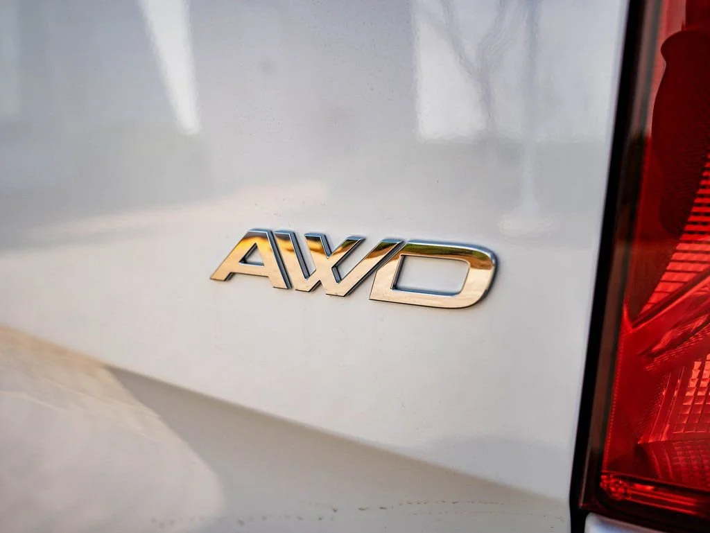 New 2026 Arctic White Mercedes-Benz Cargo 144 WB image 20
