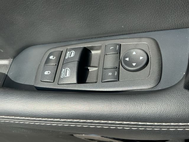 Used 2022 Red Dodge SRT Hellcat image 25