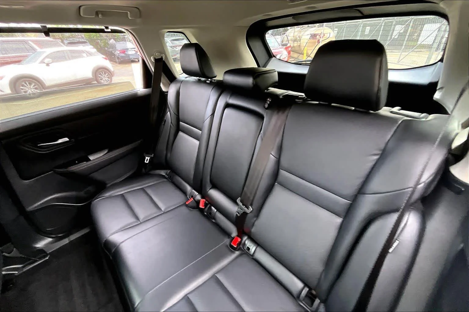 Used 2024 Scarlet Ember Tintcoat Nissan SV image 18