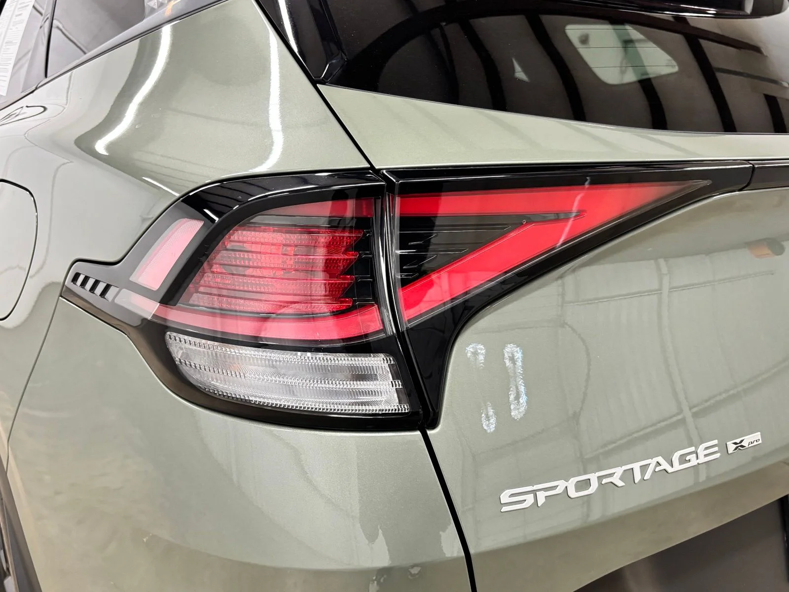 Used 2024 Green Kia X-Pro image 7