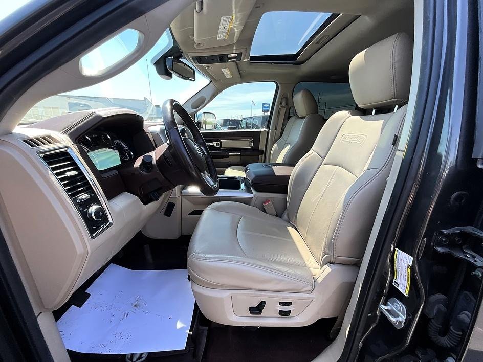 Used 2018 Gray Ram Laramie image 14