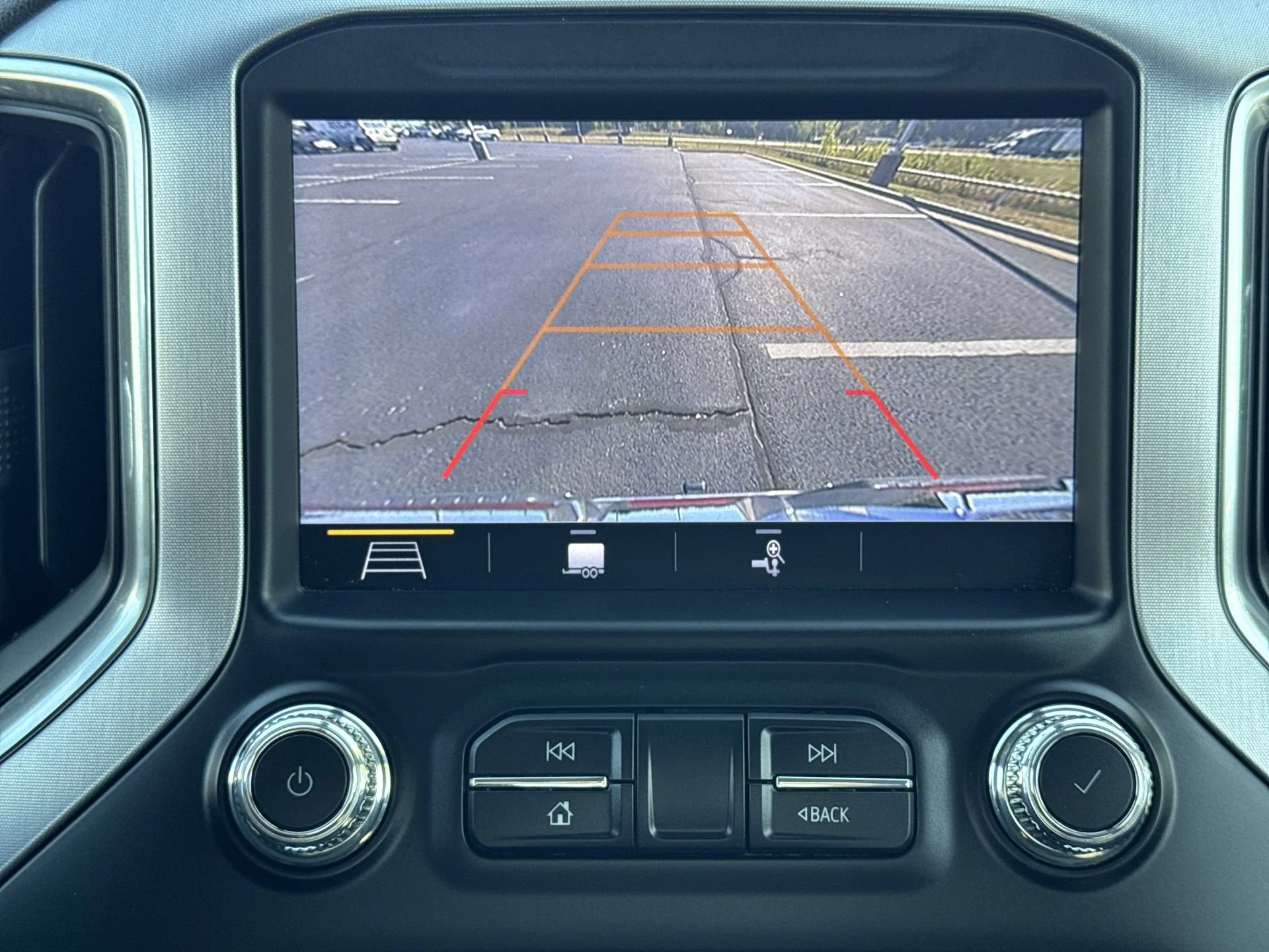 2019 GMC Sierra 1500 SLT - Photo 17