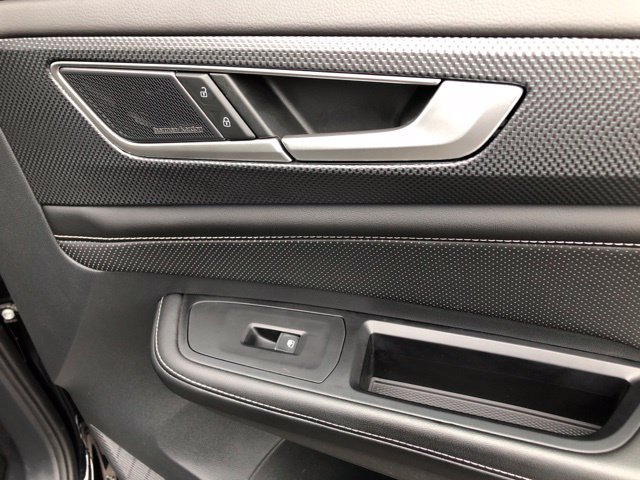Used 2024 Deep Black Volkswagen 2.0T SEL Premium R-Line image 16