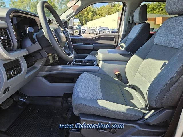 New 2026 Oxford White Ford F-250® XLT image 21