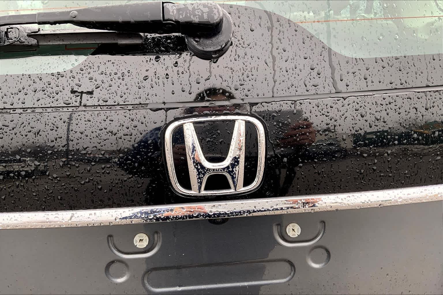 Used 2013 Polished Metal Metallic Honda LX image 33