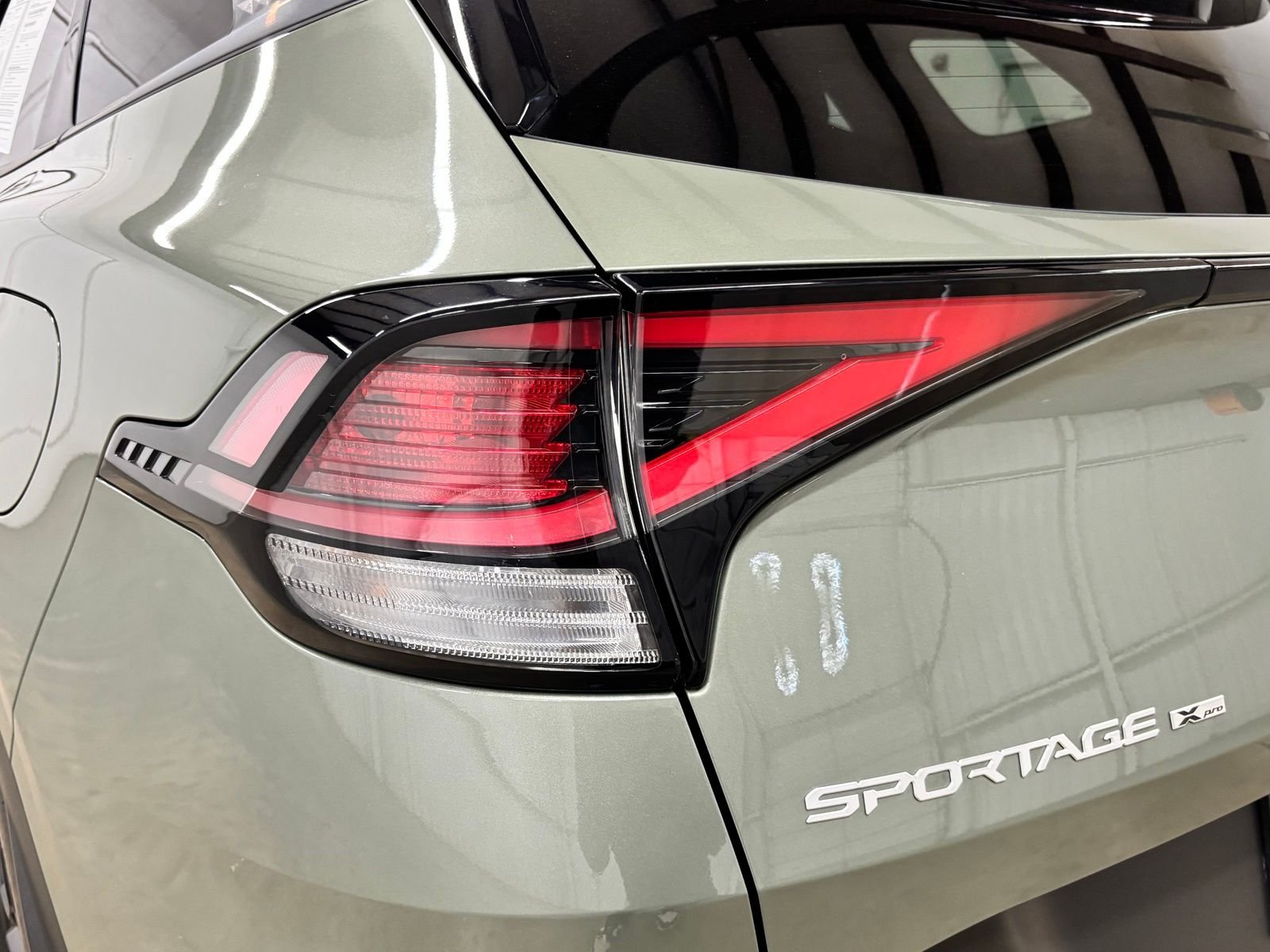 Used 2024 Green Kia X-Pro image 7