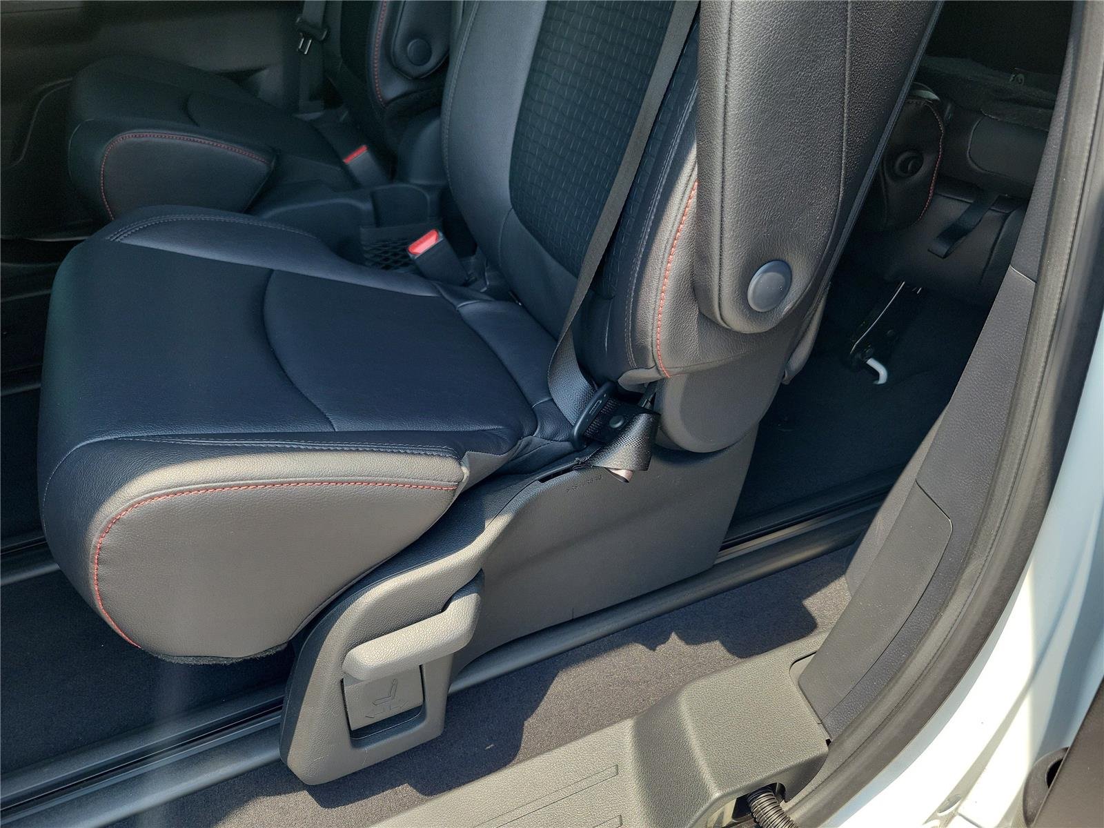 Used 2026 Ice Cap Toyota XSE image 16