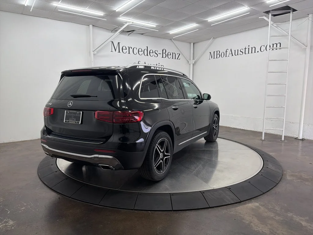 Used 2026 Black Mercedes-Benz GLB 250 image 7