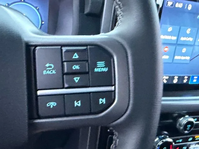 New 2026 Oxford White Ford XLT image 15