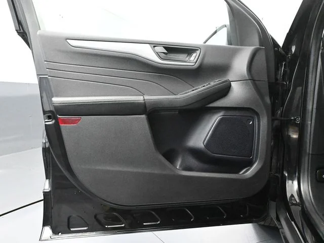 Used 2024 Black Ford Active image 19