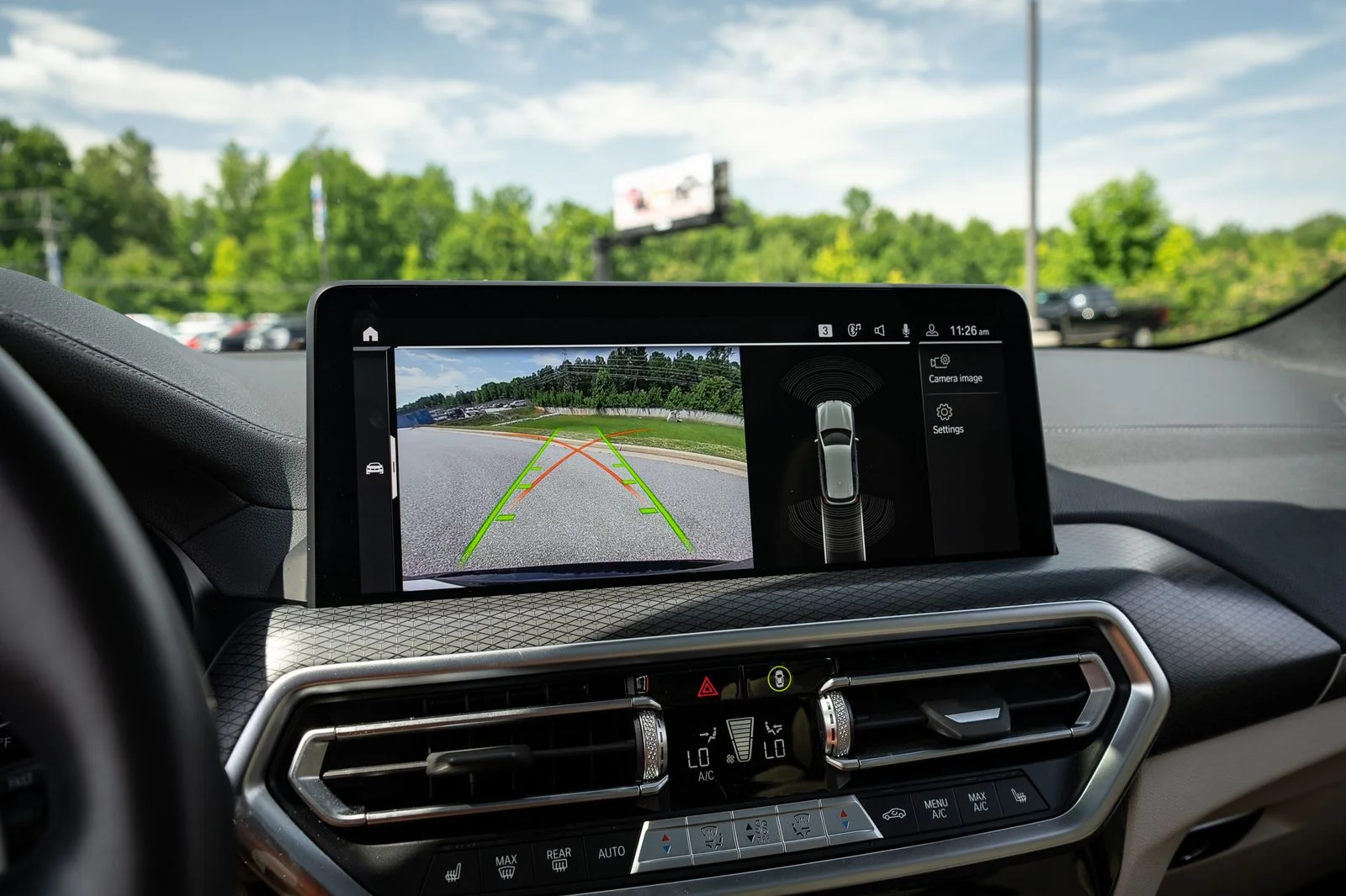 Used 2022 Black BMW xDrive30i image 25