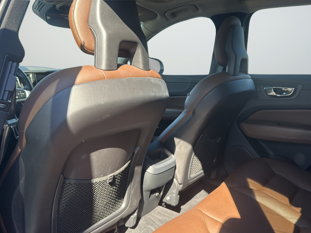 Used 2018 Blue Volvo T5 Momentum image 20