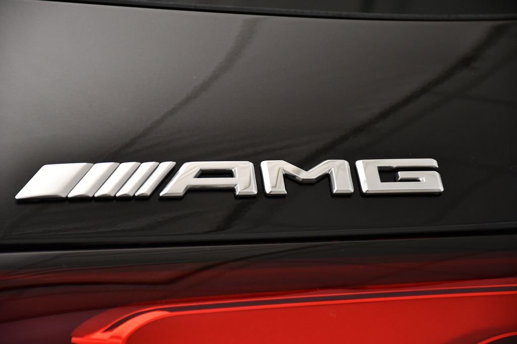 2025 Mercedes-Benz GLC AMG GLC43 - Photo 9