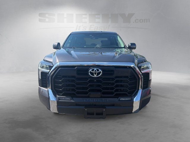 Used 2022 Gray Toyota SR5 image 16