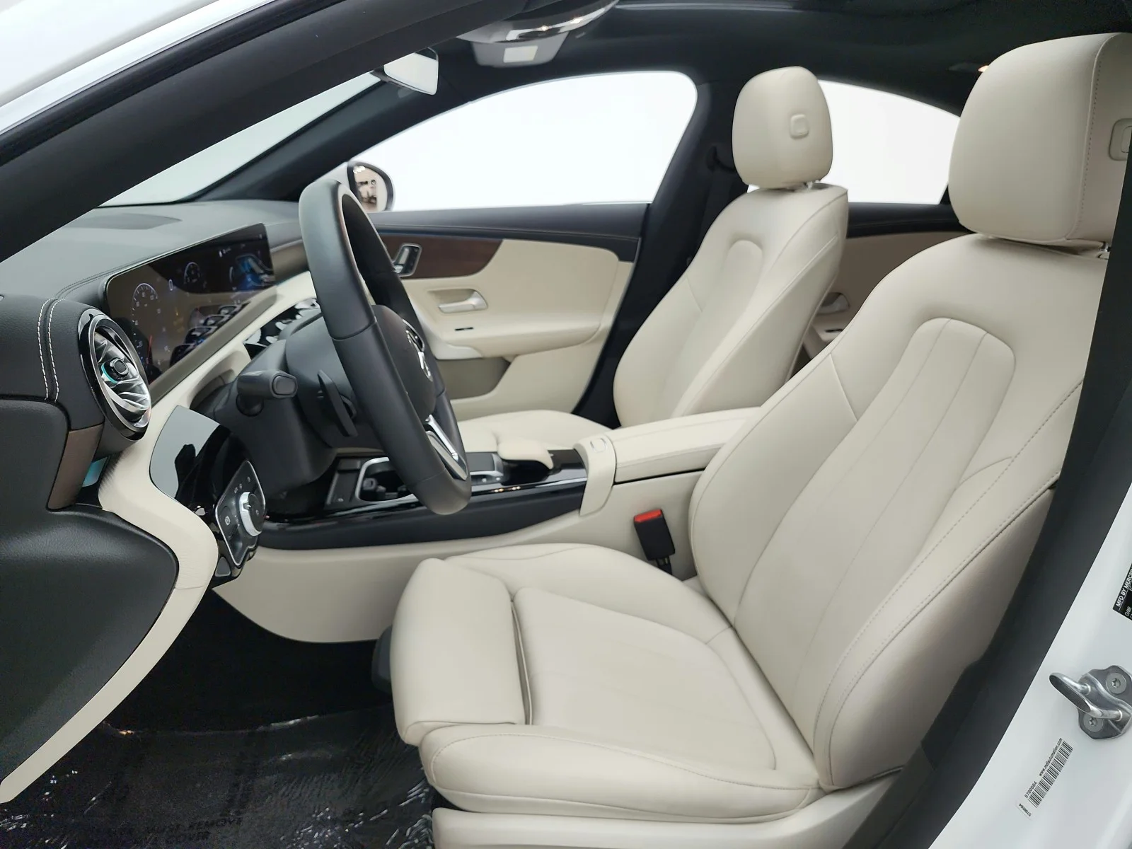 Certified Used 2023 Polar White Mercedes-Benz CLA 250 Coupe image 15