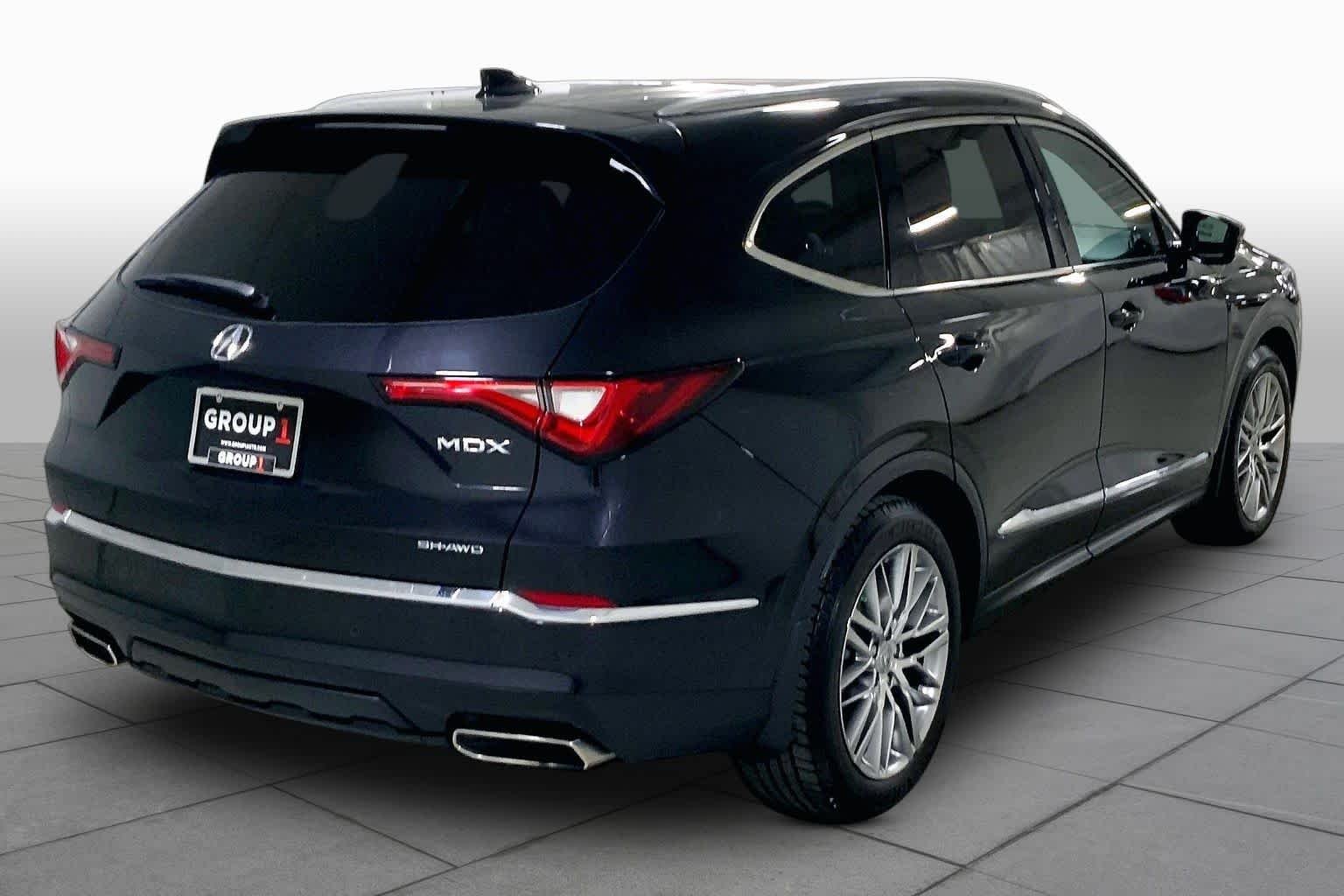 Used 2022 Phantom Violet Pearl Acura w/Advance Package image 12