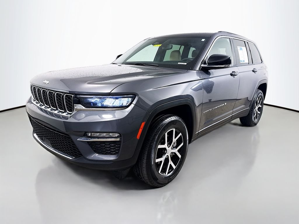 Used 2024 Baltic Gray Metallic Clearcoat Jeep Limited image 3