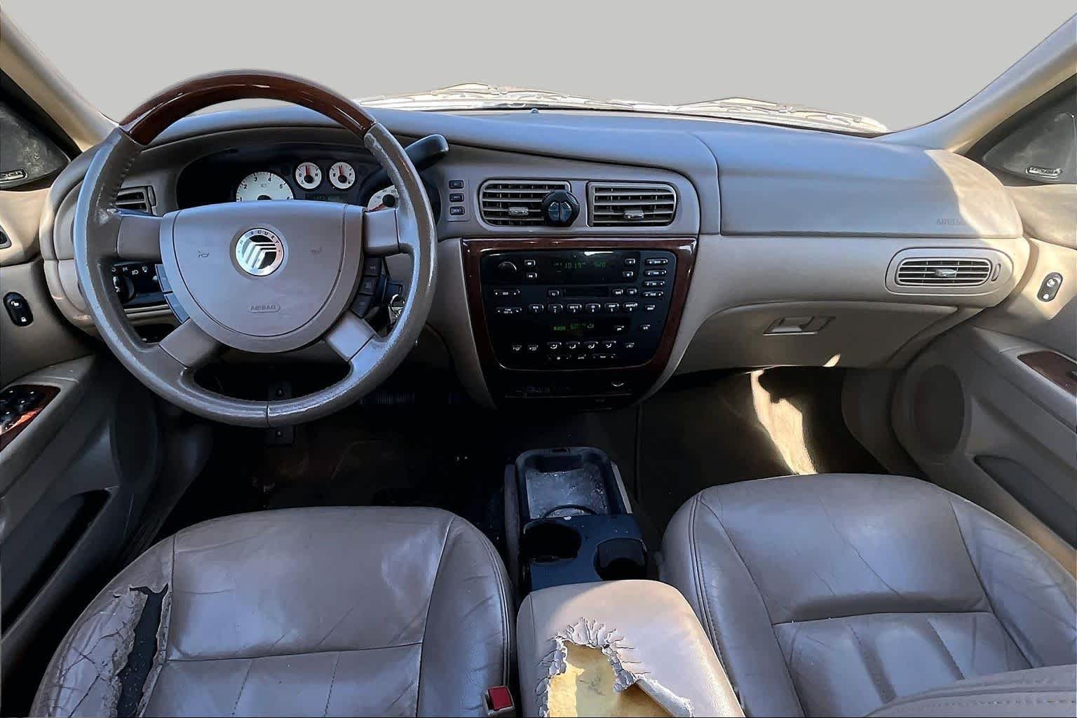 Used 2005 Vibrant White Mercury LS image 14