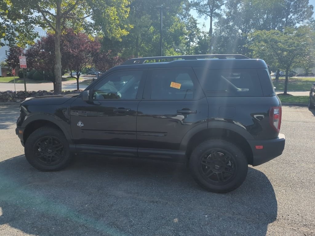 Used 2023 Black Ford Outer Banks image 6