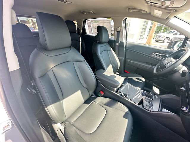 Used 2026 Wolf Gray Kia EX image 27