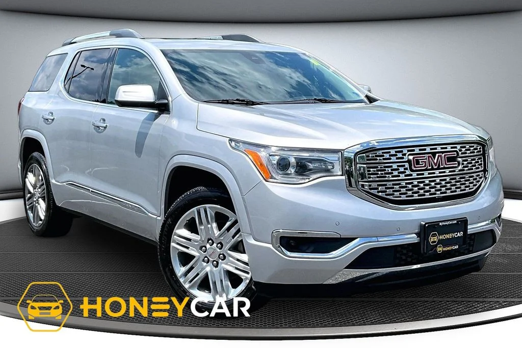 2019 GMC Acadia Denali AWD's photo